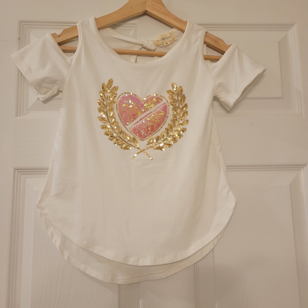 NWOT Btween Girl White Cold Sholder Heart T-Shirt, Size 8